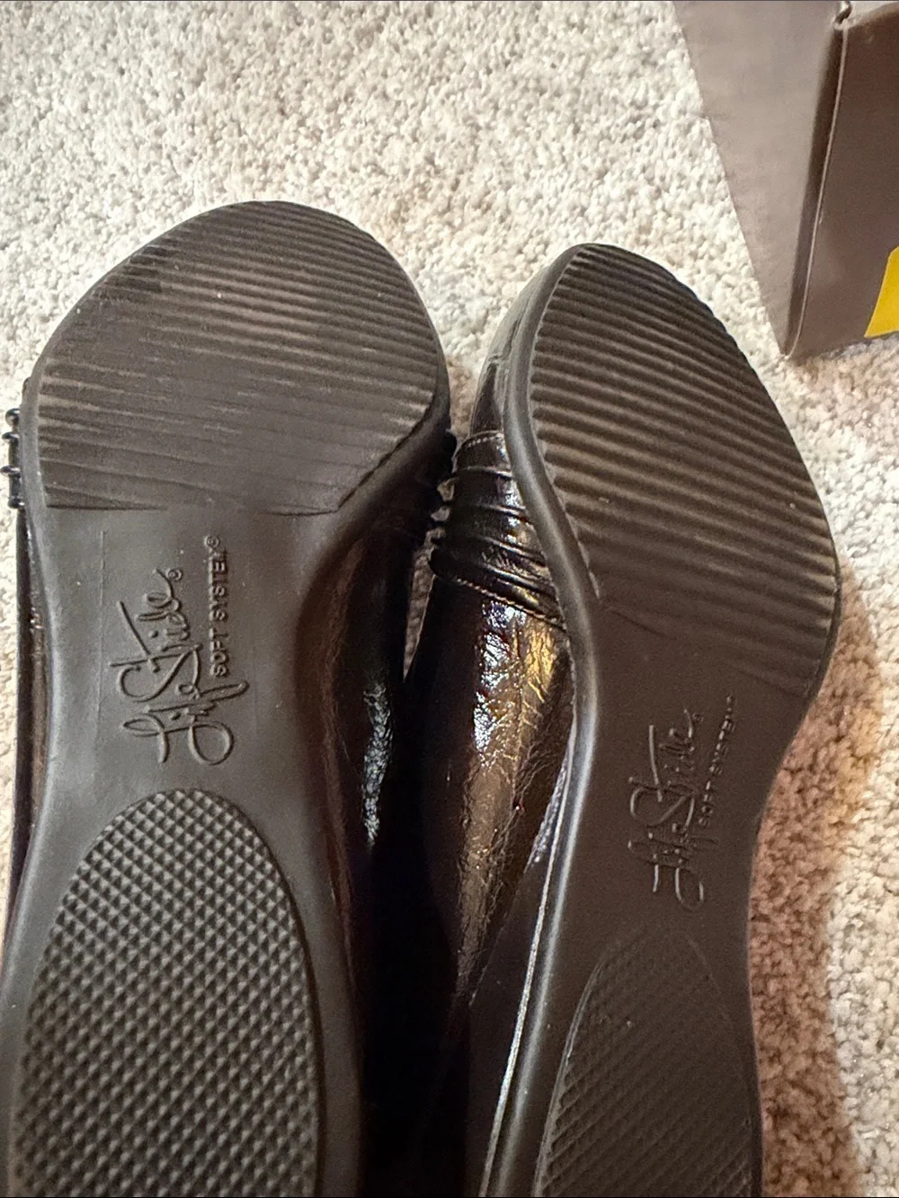 Life Stride croc embossed